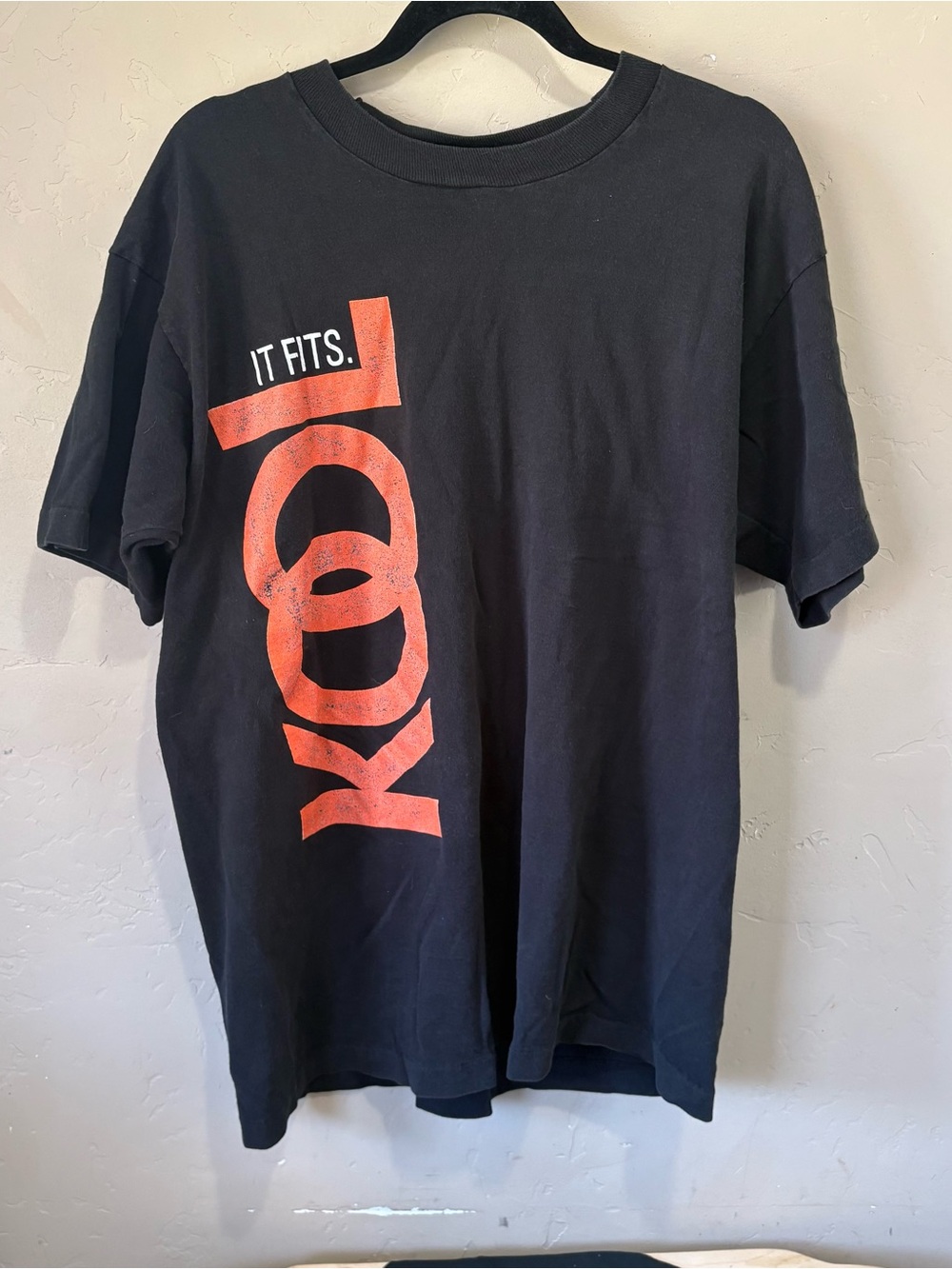 Vintage KOOL It Fits Crew Neck T-shirt Black Orange Smoking Sz XL 90’s